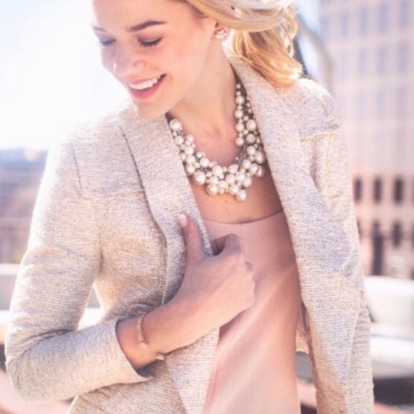 Pearl statement necklace. - Picture 4 of 7